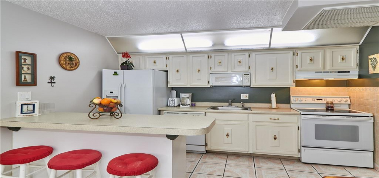 18610 GULF BOULEVARD, INDIAN SHORES, Arizona 33785, 1 Bedroom Bedrooms, ,1 BathroomBathrooms,House,For Sale,GULF,U8091826