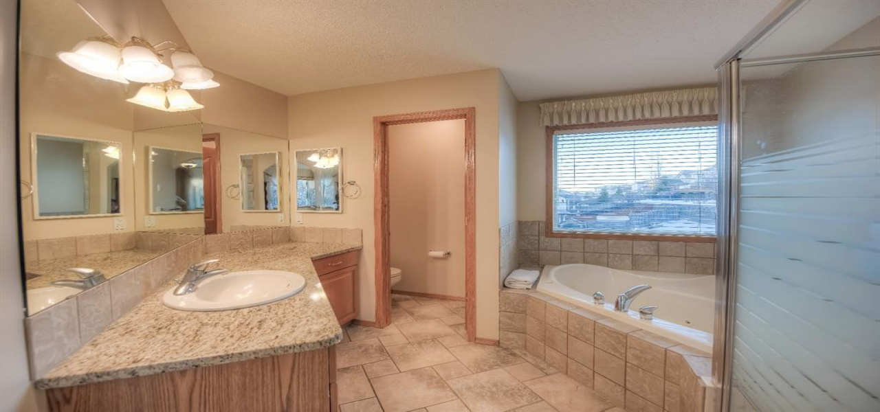 151 N Le Doux Rd, Beverly Hills, California 90211, 4 Bedrooms Bedrooms, 7 Rooms Rooms,4 BathroomsBathrooms,House,For Sale,N Le Doux Rd ,1014