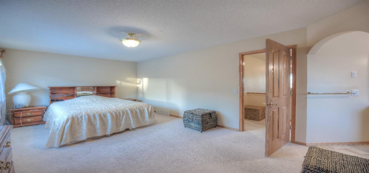 151 N Le Doux Rd, Beverly Hills, California 90211, 4 Bedrooms Bedrooms, 7 Rooms Rooms,4 BathroomsBathrooms,House,For Sale,N Le Doux Rd ,1014